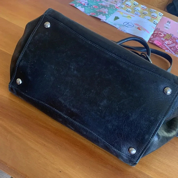 Good condition PRADA BAG black smooth soft leather double handle satchel - Picture 10 of 12